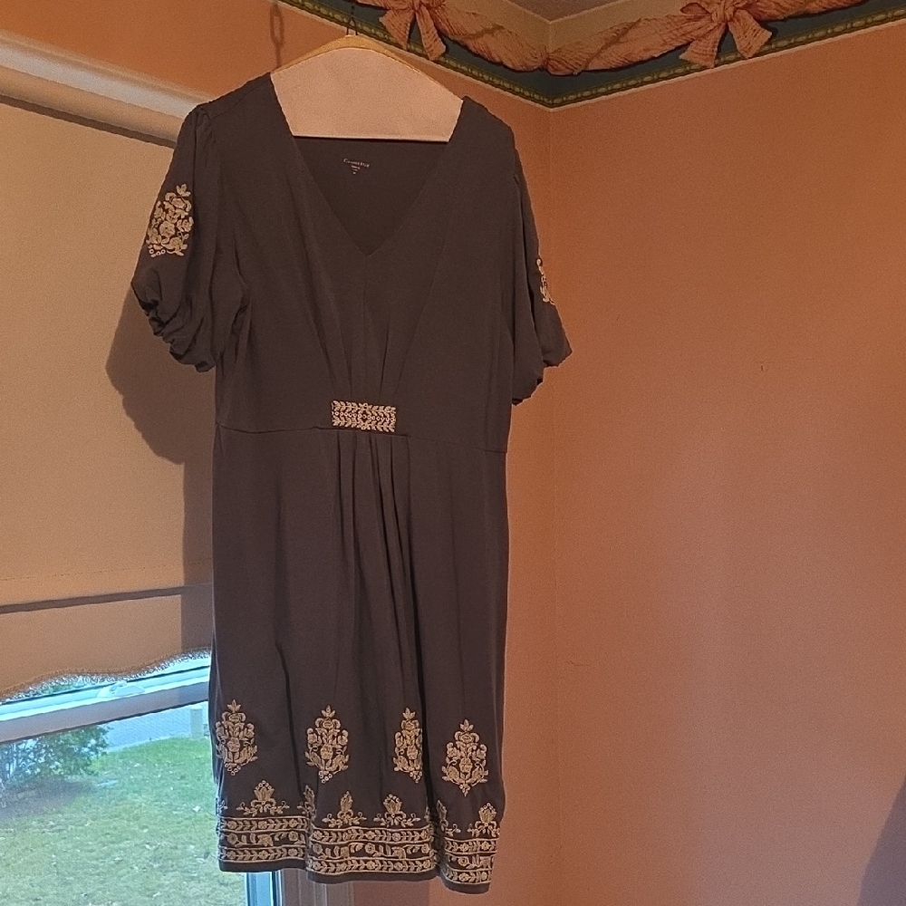 Garnet Hill Gray Casual Dress with Embroidered Accents M Beach Cover